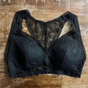 Victoria’s Secret Lace Bralette M
